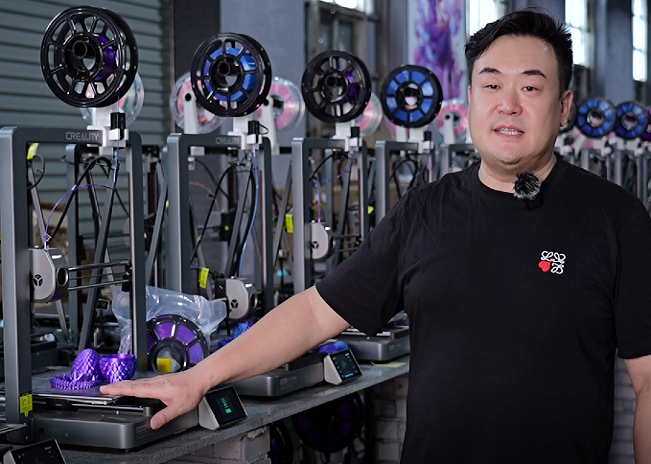 From Workshop to Print Farm: How ThumbsUp 3D Powers Global Orders with 1000+ V3 PLUS Units