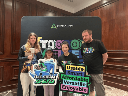 creality staff taking pictures with attendees 1