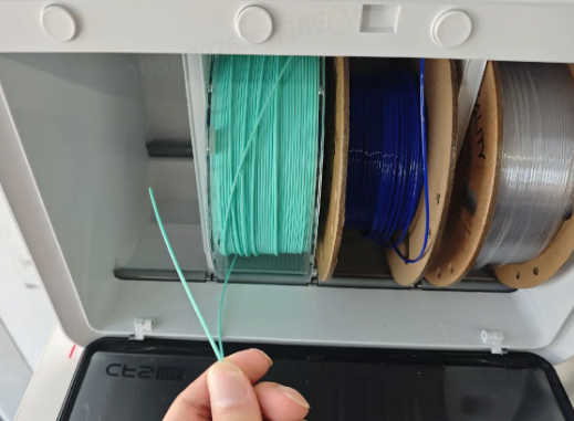 pull out the corresponding filament from the CFS Lite