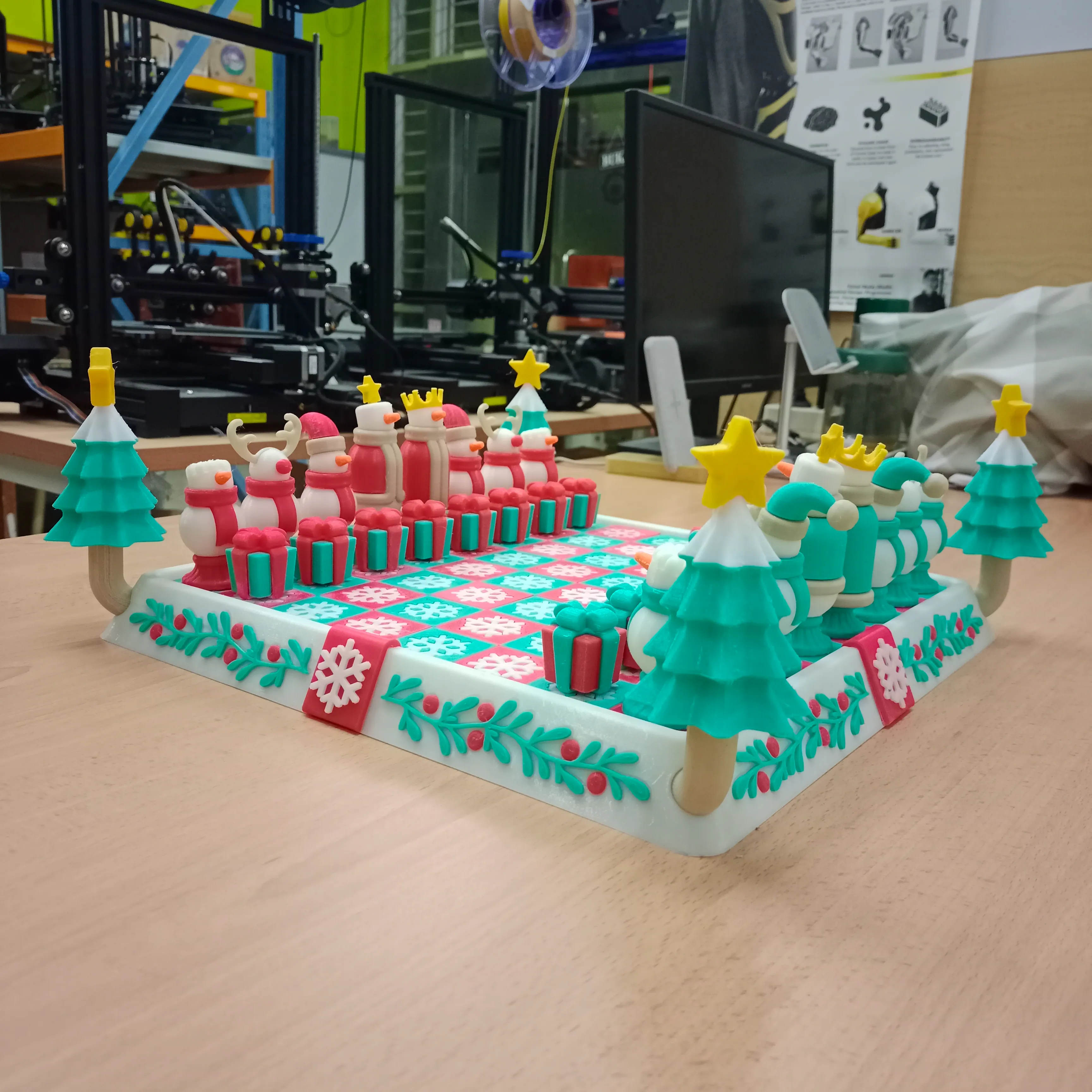 3D-printed Christmas chess set