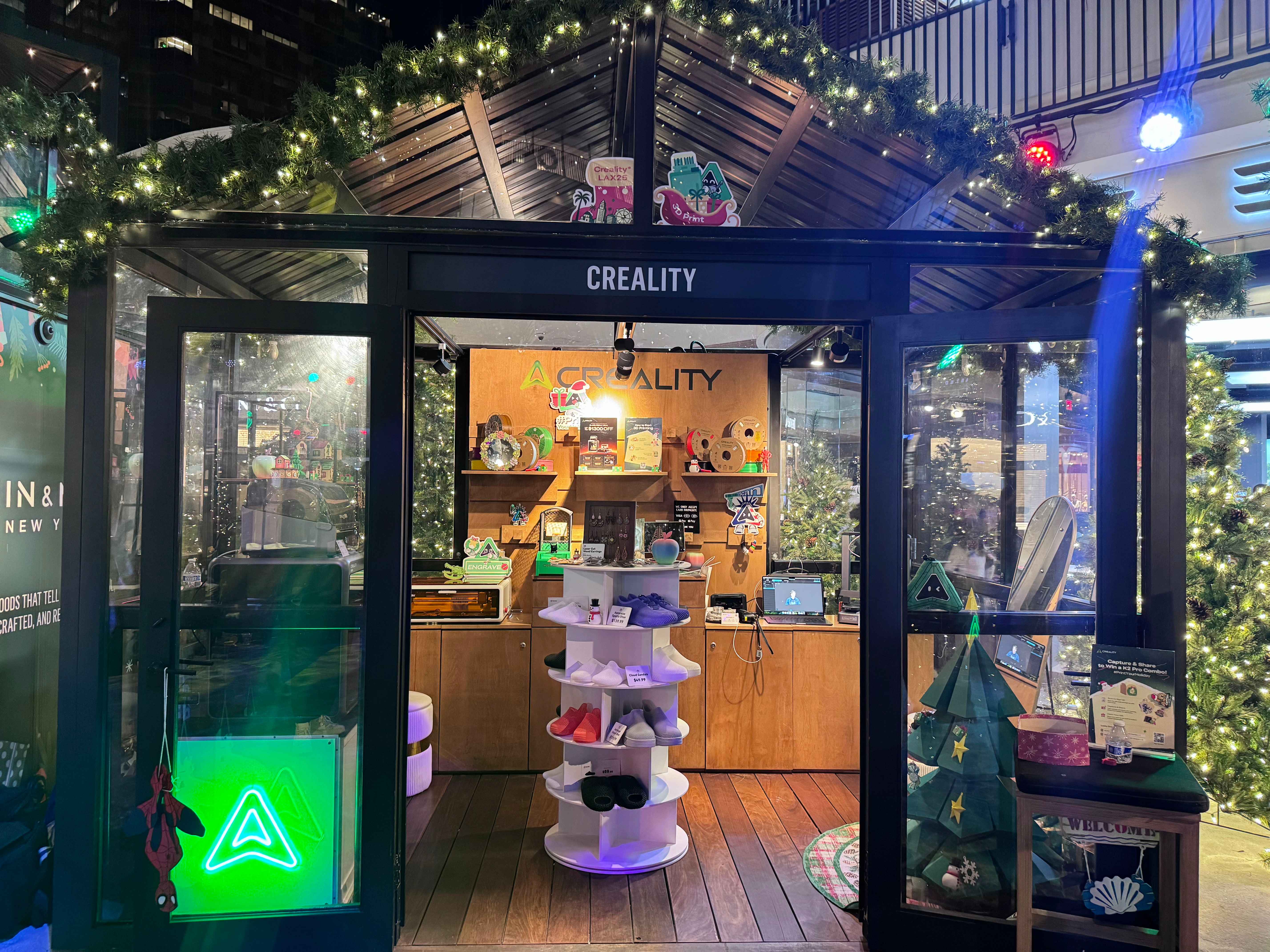 Creality LA Pop-Up Store: Live 3D Printing & Holiday Experiences