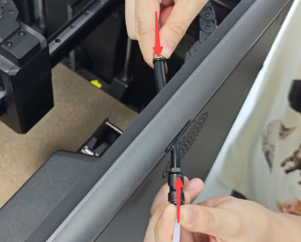 Adjust the position of the PTFE tube