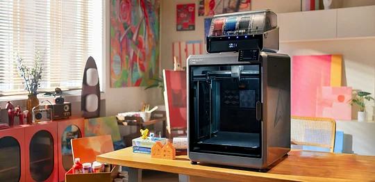 Retour sur les 10 ans de Creality et sa nouvelle imprimante 3D multicolore K2 Plus